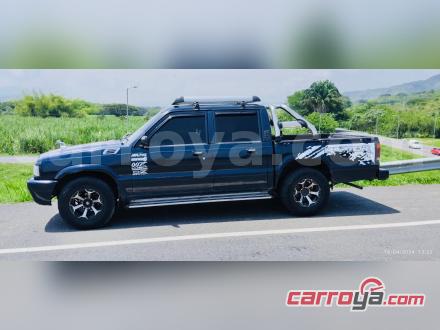 Mazda B2200 1997 - imagen secundaria 1