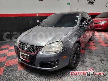 Volkswagen Bora 2010 - imagen 1