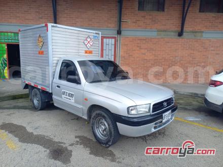 Mazda B2200 2003 - imagen 1