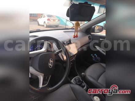 Hyundai Accent 2013 - imagen 1