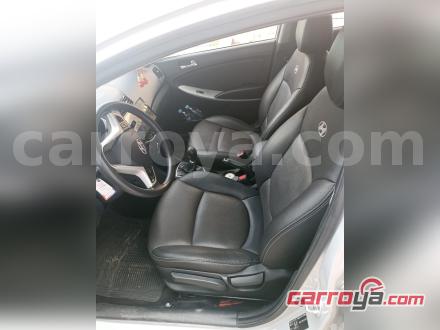 Hyundai Accent 2013 - imagen secundaria 2