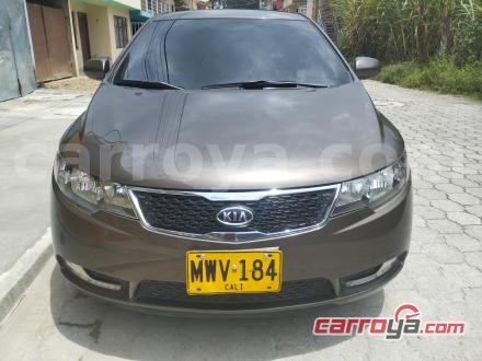 KIA Cerato Forte 2013 - imagen 1