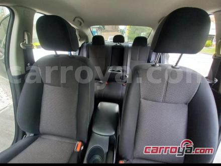 Nissan Sentra 2018 - imagen secundaria 2