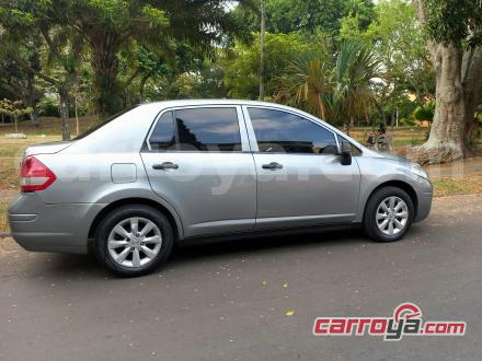 Nissan Tiida 2012 - imagen 1