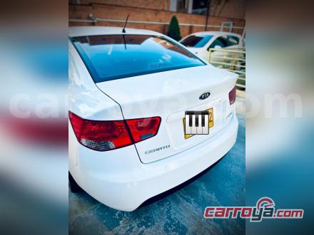 KIA Cerato Forte 2011 - imagen secundaria 2