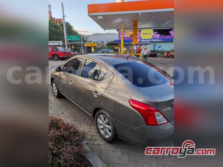 Nissan Versa 2012 - imagen secundaria 1