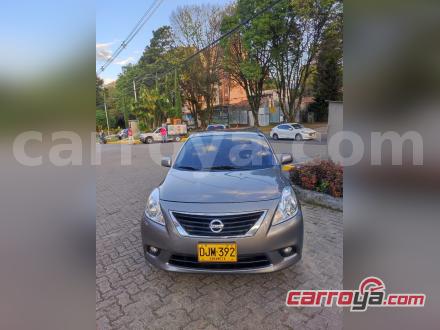 Nissan Versa 2012 - imagen secundaria 2