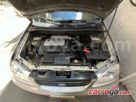 KIA Carens 2002 - imagen secundaria 1