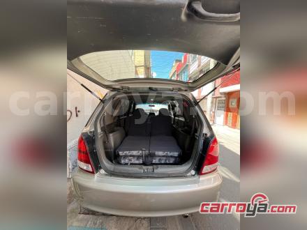 KIA Carens 2002 - imagen secundaria 2