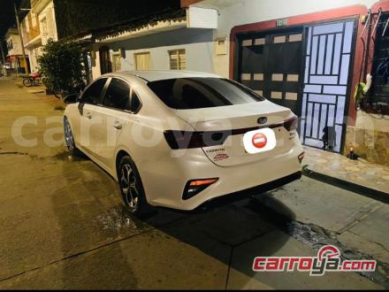 KIA Cerato Vivro 2019 - imagen secundaria 2