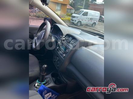 Nissan Versa 2016 - imagen secundaria 2