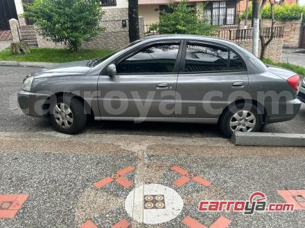 KIA Rio Stylus 2010 - imagen secundaria 1