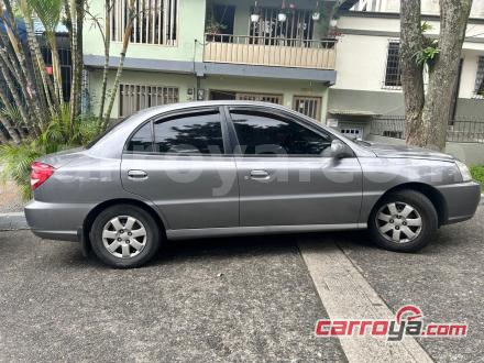 KIA Rio Stylus 2010 - imagen secundaria 2