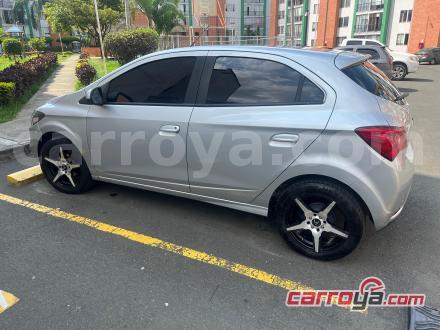 Chevrolet Onix 2019 - imagen secundaria 1