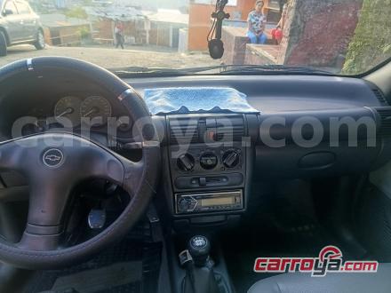 Chevrolet Corsa 2005 - imagen secundaria 2