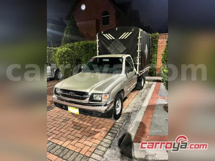 Toyota Hilux 2003 - imagen secundaria 1