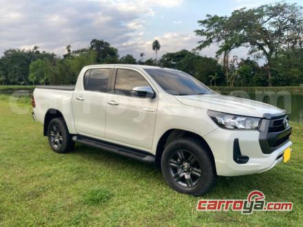 Toyota Hilux 2021 - imagen 1
