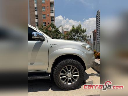 Toyota Fortuner 2011 - imagen secundaria 2