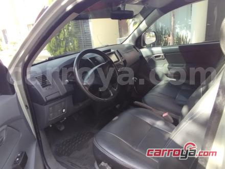 Toyota Hilux 2015 - imagen secundaria 2