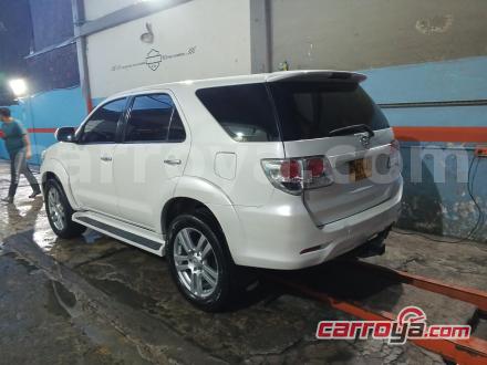 Toyota Fortuner 2012 - imagen secundaria 1