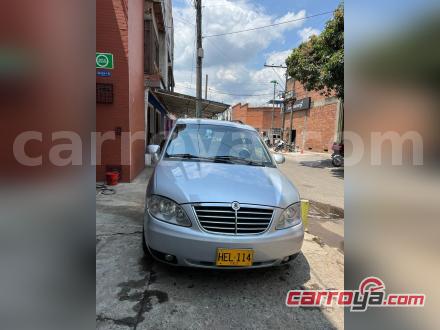 Ssangyong Stavic 2013 - imagen secundaria 1