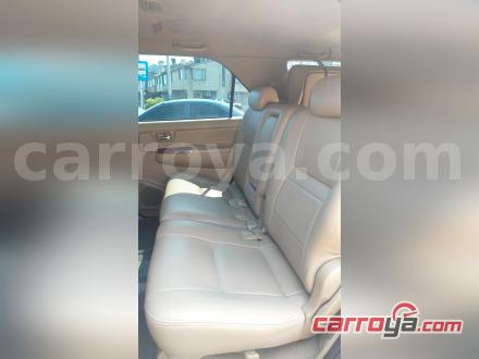Toyota Fortuner 2010 - imagen 1