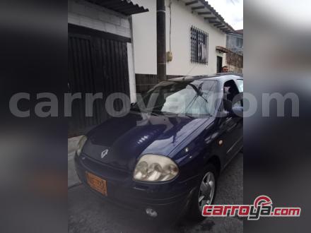 Renault Clio 2002 - imagen secundaria 1