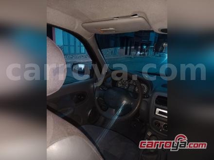 Renault Clio 2002 - imagen secundaria 2