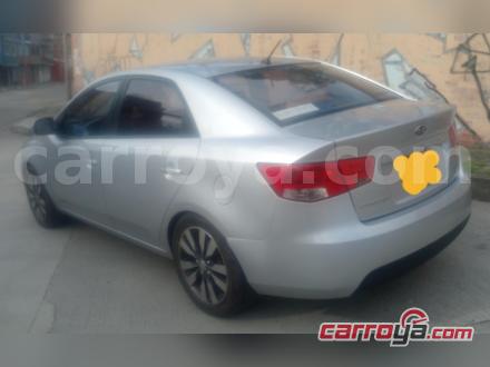 KIA Cerato Forte 2013 - imagen secundaria 1