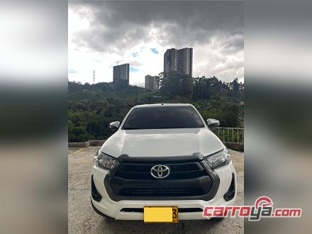 Toyota Hilux 2022 - imagen secundaria 1
