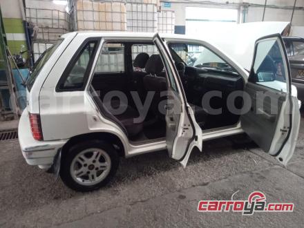Ford Festiva 1996 - imagen secundaria 2