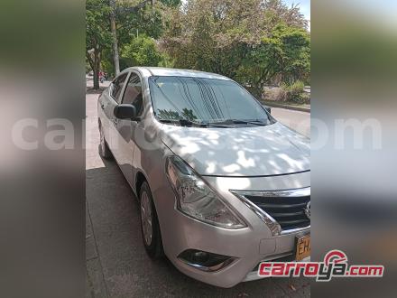 Nissan Versa 2018 - imagen secundaria 2