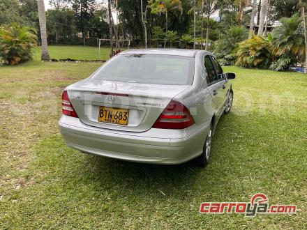 Mercedes Benz Clase C 2006 - imagen secundaria 2