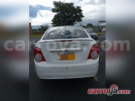 Chevrolet Sonic 2014 - imagen secundaria 1