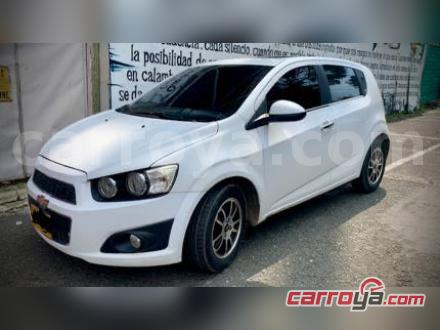 Chevrolet Sonic 2015 - imagen 1