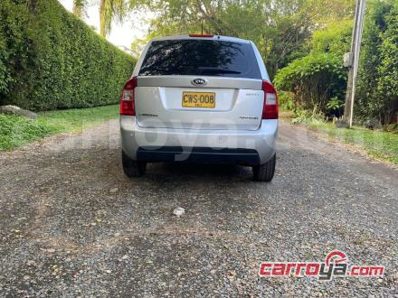 KIA Carens Rondo 2010 - imagen secundaria 2
