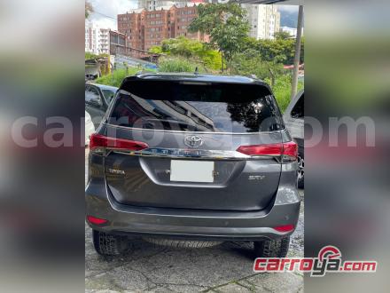 Toyota Fortuner 2019 - imagen secundaria 2