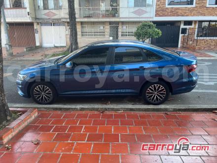 Volkswagen Jetta Sportline Beats 2019 - imagen secundaria 1