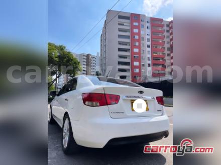 KIA Cerato Forte 2012 - imagen secundaria 1