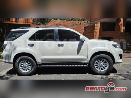 Toyota Fortuner 2012
