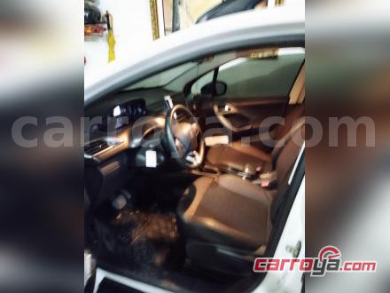 Peugeot Linea 2008 2022 - imagen secundaria 1