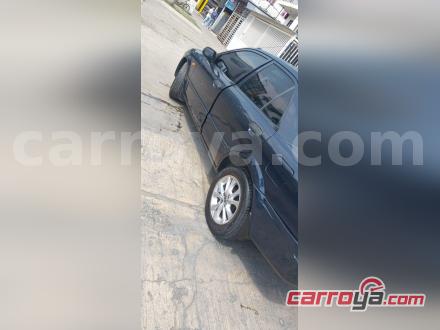 Mazda Allegro 2001 - imagen secundaria 2