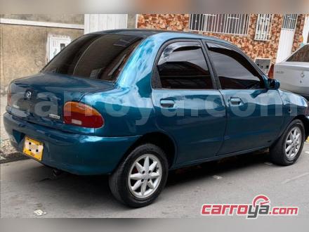Mazda 121 1998 - imagen secundaria 2