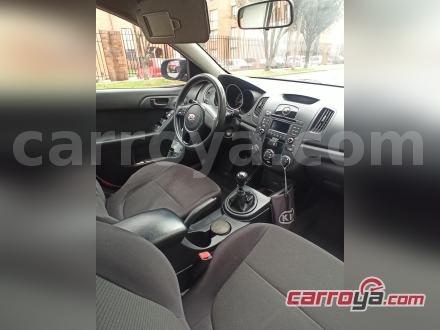 KIA Cerato Forte 2010 - imagen secundaria 1