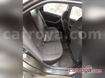KIA Cerato Forte 2010 - imagen secundaria 2