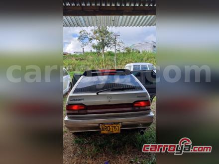 Mazda 323 1995 - imagen secundaria 2