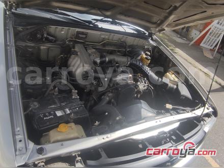 Mazda B2200 2005 - imagen secundaria 1