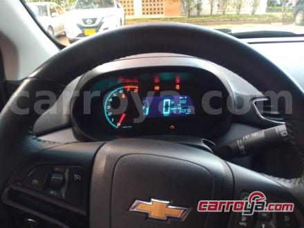 Chevrolet Onix 2018 - imagen secundaria 1