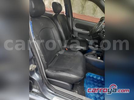 Renault Clio 2008 - imagen secundaria 2