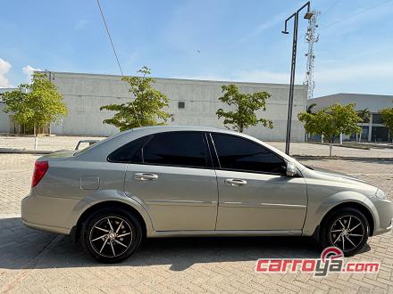 Chevrolet Optra 2012 - imagen secundaria 1